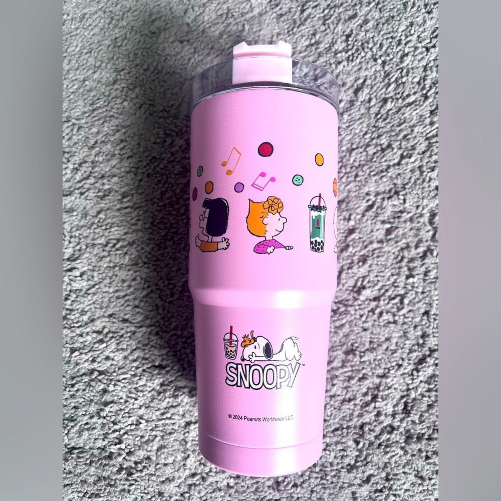 Peanuts x Gong Cha Pink Water Bottle with Snoopy and Peanuts Gang (new)